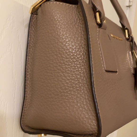 Michael Kors Satchel Medium Leather Mercer Messenger Handbag Crossbody - Picture 3 of 11